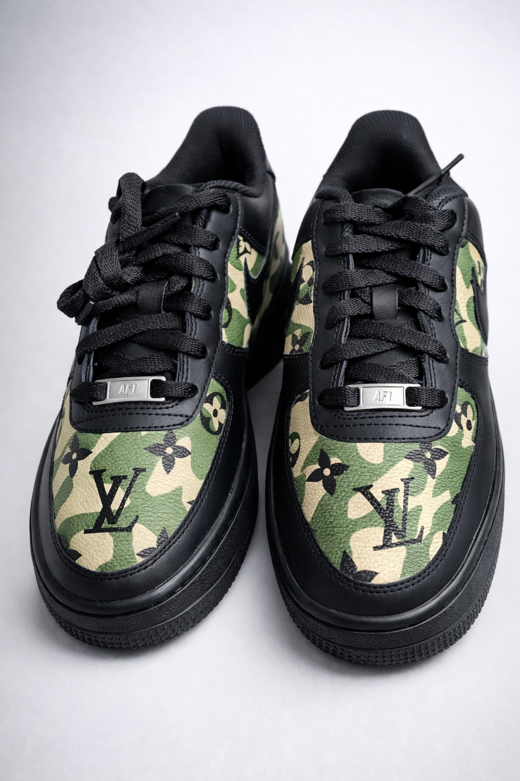 Camo LVs